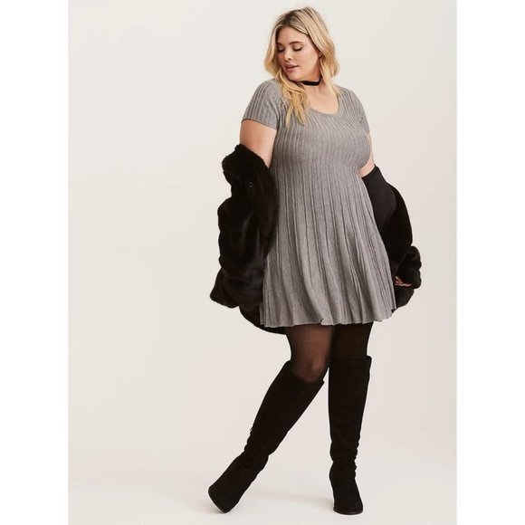 torrid Dresses & Skirts - [Torrid] Gray Fit & Flare Scoop Neck Sweater Dress